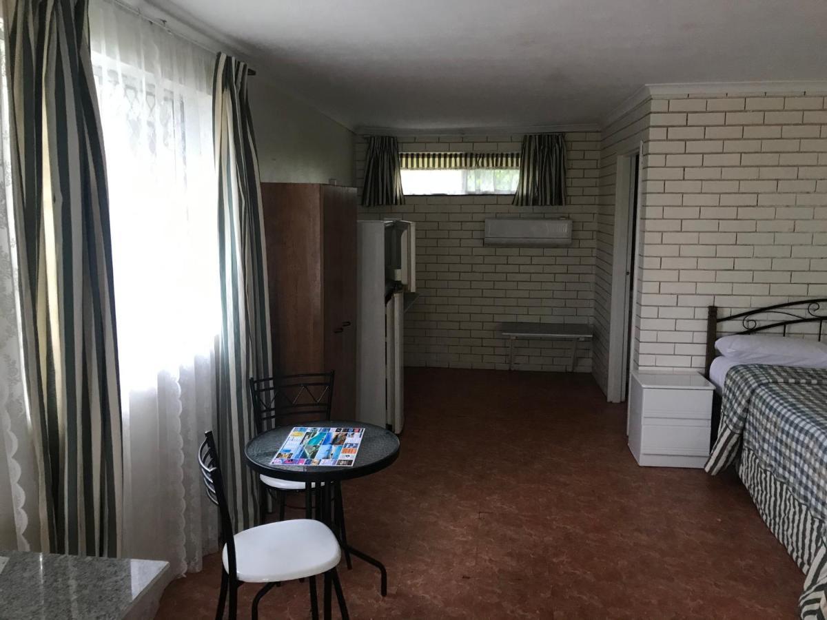 Queenslander Motel Голд-Кост Екстер'єр фото
